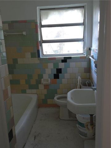 6714 Mableton Parkway SE, Mableton, GA 30126