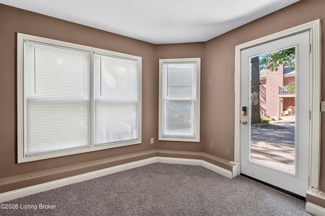 14610 Woodstream Pl, Louisville, KY 40245