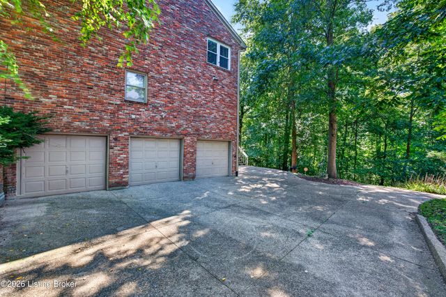 14610 Woodstream Pl, Louisville, KY 40245