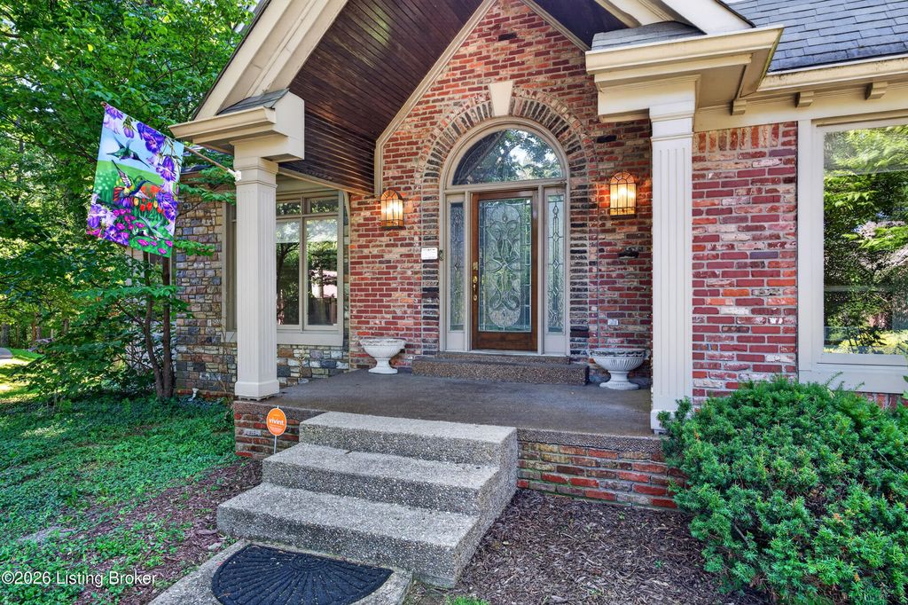 14610 Woodstream Pl, Louisville, KY 40245