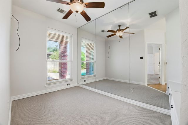 718 Morningside Drive, Mansfield, TX 76063