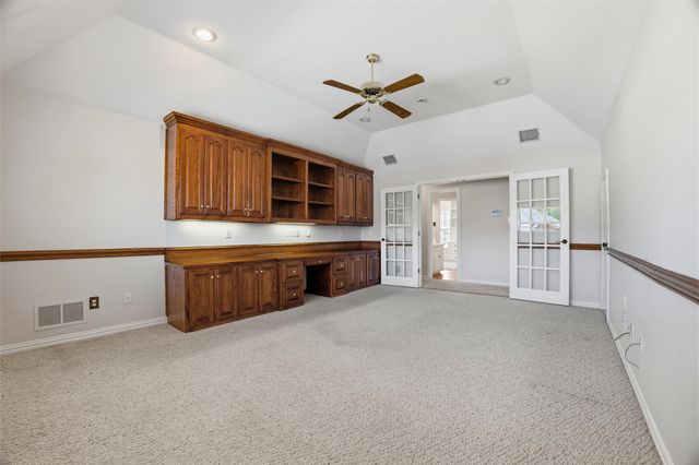 718 Morningside Drive, Mansfield, TX 76063