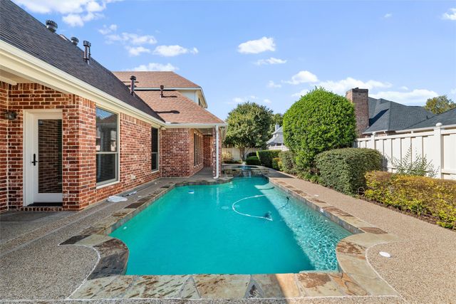 718 Morningside Drive, Mansfield, TX 76063