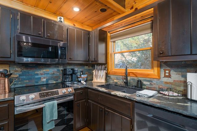 229 Ringtail Run, Murphy, NC 28906