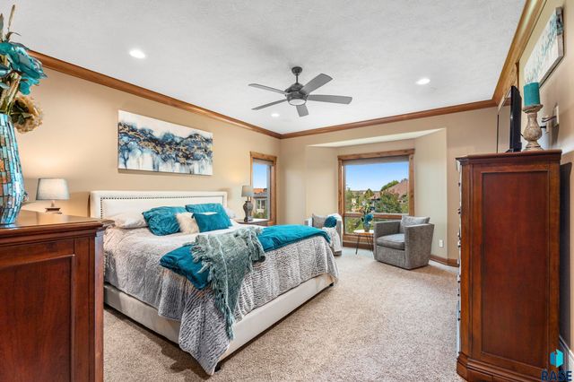 6300 S Hemingstone Trl Trail, Sioux Falls, SD 57108