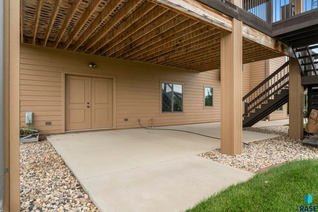 6300 S Hemingstone Trl Trail, Sioux Falls, SD 57108