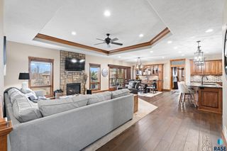 6300 S Hemingstone Trl Trail, Sioux Falls, SD 57108