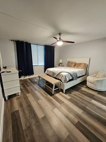 1000 Colony Point Circle 522, Pembroke Pines, FL 33026