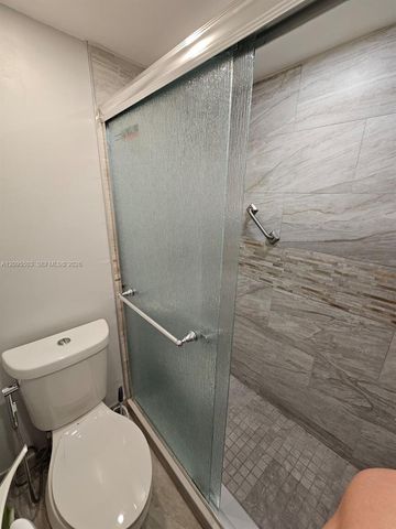 1000 Colony Point Circle 522, Pembroke Pines, FL 33026