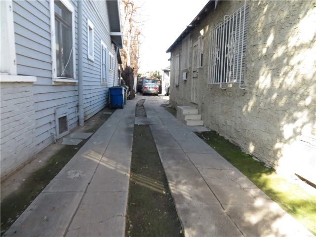 3923 S Normandie Avenue, Los Angeles, CA 90037