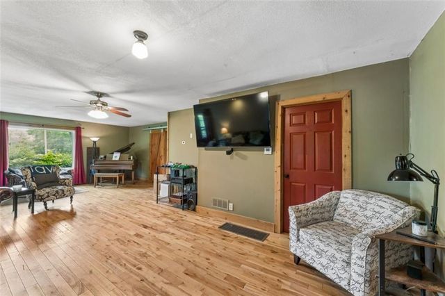 95 M Street, Lake Lotawana, MO 64086