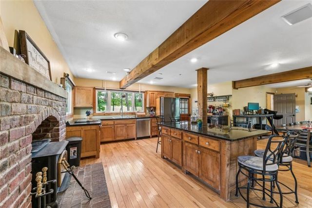 95 M Street, Lake Lotawana, MO 64086