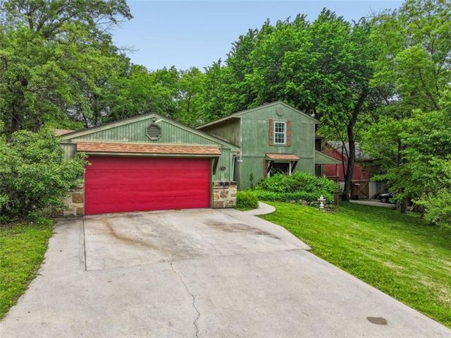95 M Street, Lake Lotawana, MO 64086