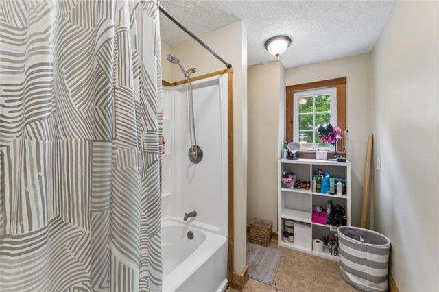 95 M Street, Lake Lotawana, MO 64086