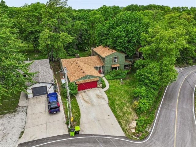 95 M Street, Lake Lotawana, MO 64086