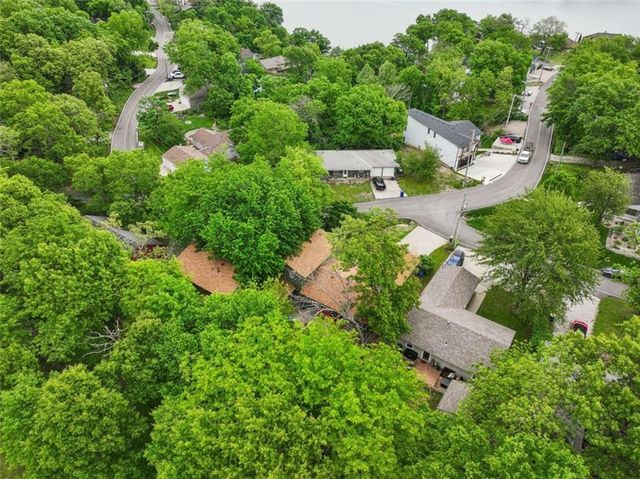 95 M Street, Lake Lotawana, MO 64086