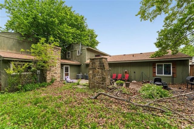 95 M Street, Lake Lotawana, MO 64086