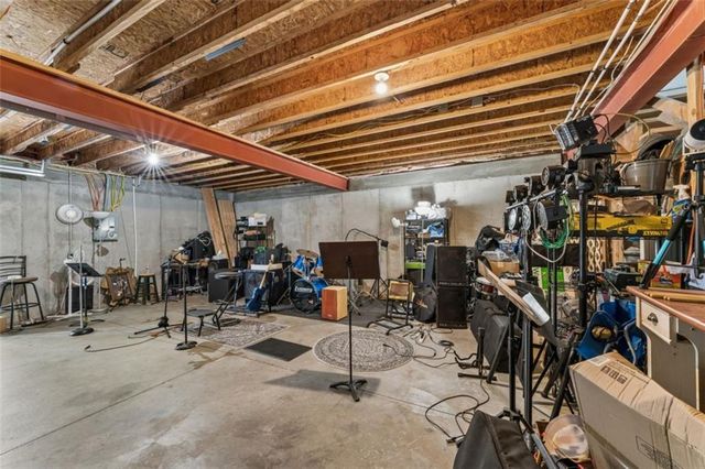 95 M Street, Lake Lotawana, MO 64086