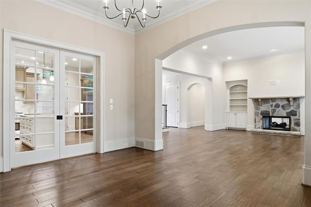 4584 Woodlawn Gates Lane, Marietta, GA 30068
