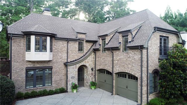 4584 Woodlawn Gates Lane, Marietta, GA 30068