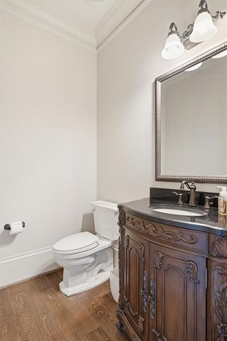 4584 Woodlawn Gates Lane, Marietta, GA 30068
