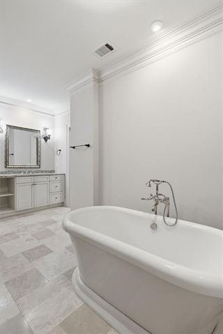 4584 Woodlawn Gates Lane, Marietta, GA 30068