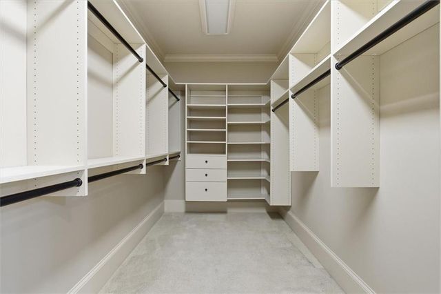 4584 Woodlawn Gates Lane, Marietta, GA 30068
