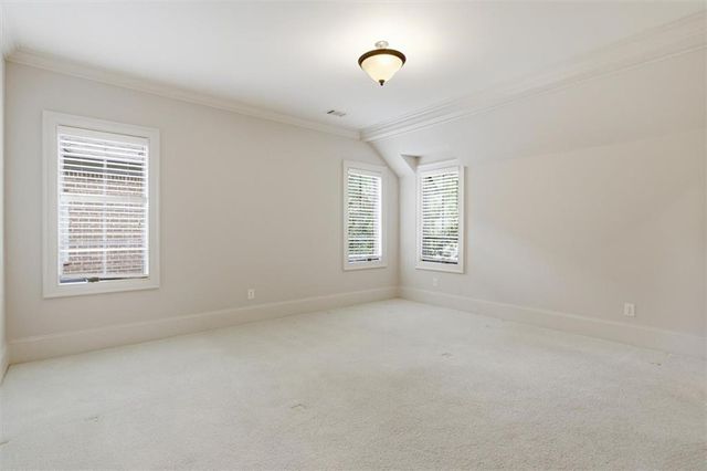 4584 Woodlawn Gates Lane, Marietta, GA 30068