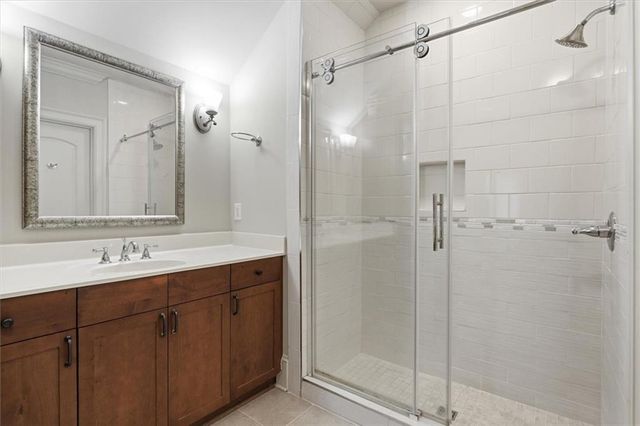 4584 Woodlawn Gates Lane, Marietta, GA 30068
