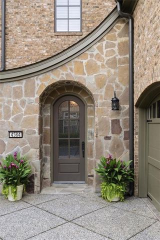 4584 Woodlawn Gates Lane, Marietta, GA 30068