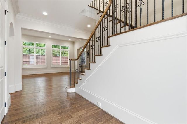 4584 Woodlawn Gates Lane, Marietta, GA 30068
