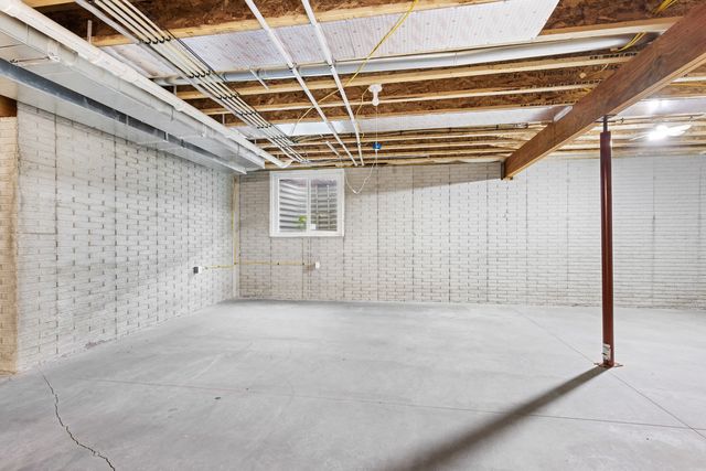 113 Taylor Lane, Thomson, IL 61285