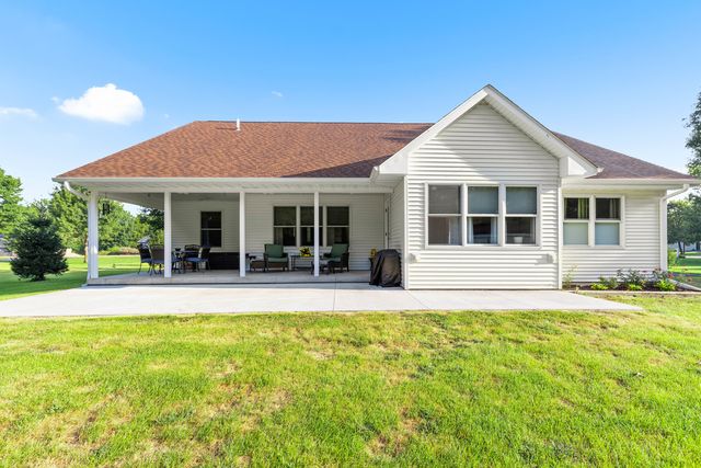 113 Taylor Lane, Thomson, IL 61285