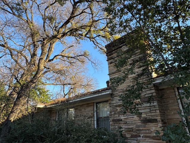 1408 Sylvan Avenue, Dallas, TX 75208