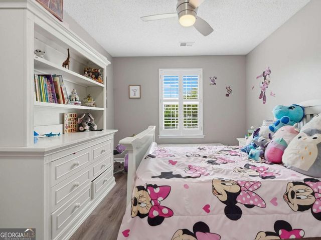 140 Fox Creek Drive, Woodstock, GA 30188