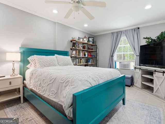 140 Fox Creek Drive, Woodstock, GA 30188