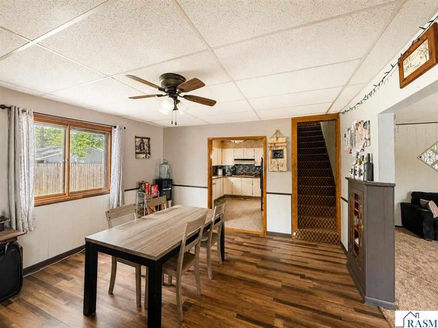 412 W 2nd Street, Mankato, MN 56001
