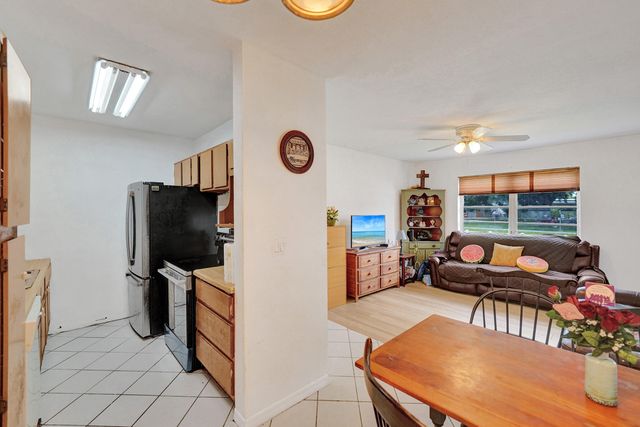 4111 SW 32nd Drive, West Park, FL 33023