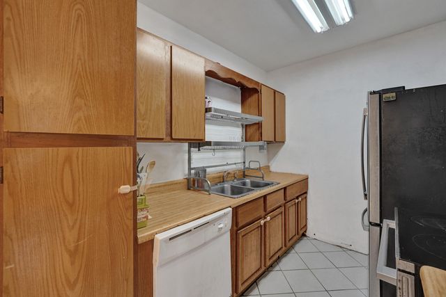 4111 SW 32nd Drive, West Park, FL 33023