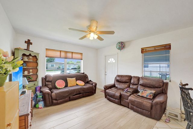 4111 SW 32nd Drive, West Park, FL 33023
