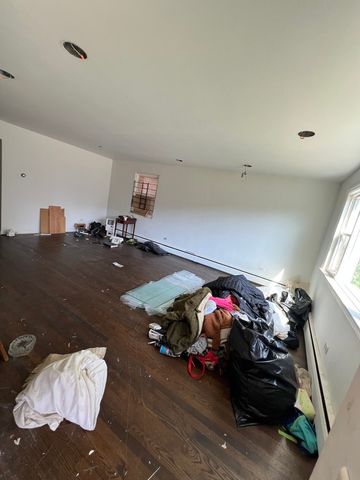 8024 S Eberhart Avenue, Chicago, IL 60619