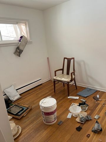 8024 S Eberhart Avenue, Chicago, IL 60619