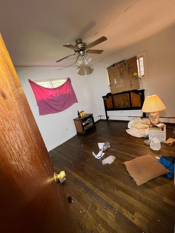 8024 S Eberhart Avenue, Chicago, IL 60619