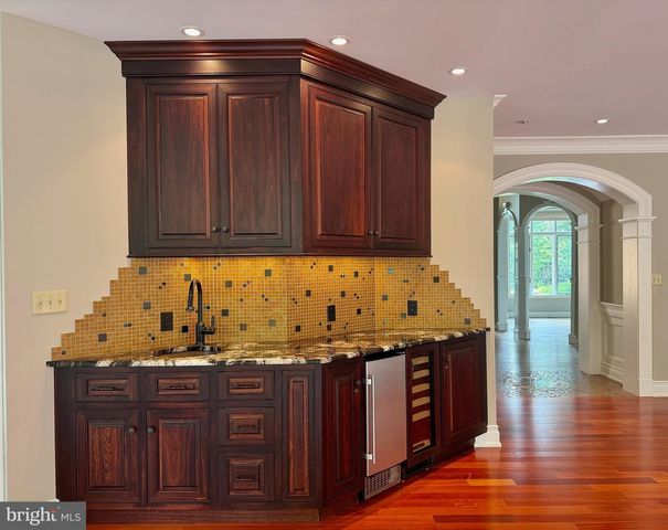 4 TANAGER DR, Wyomissing, PA 19610