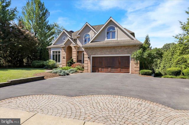 4 TANAGER DR, Wyomissing, PA 19610