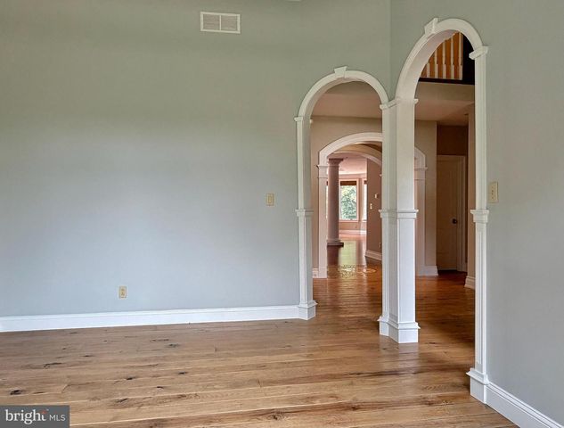 4 TANAGER DR, Wyomissing, PA 19610