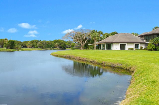13254 Polo Club Road C101, Wellington, FL 33414