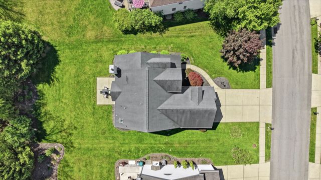 105 Heritage Creek Dr. DRIVE, Adams Twp, PA 16046