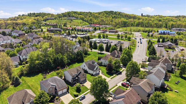 105 Heritage Creek Dr. DRIVE, Adams Twp, PA 16046