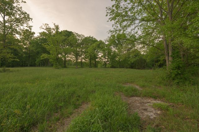 775 Railroad Rd, Wartrace, TN 37183